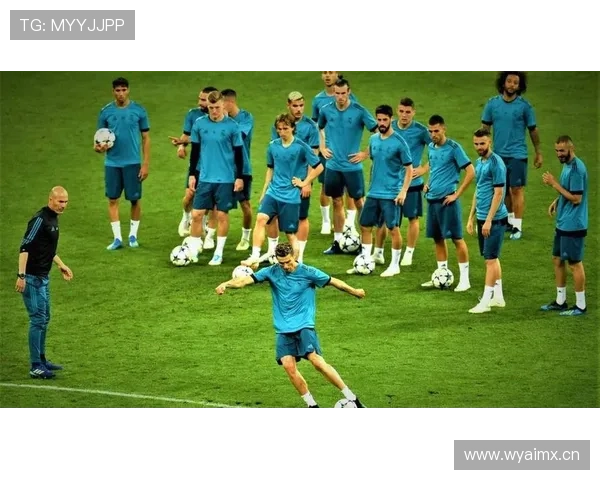 皇马中锋短缺问题加剧，球队近期进攻表现及竞争格局将受考验