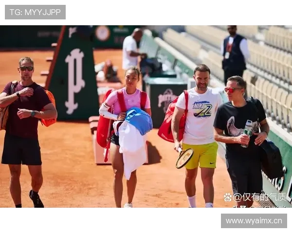 郑钦文喝杯咖啡的钱够我吃一个月外卖了