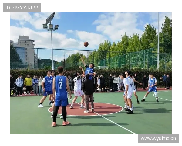 篮球比赛中最常用的边线规则,究竟如何正确运用与执行? 篮球比赛中最常用的边线规则,究竟如何正确运用与执行?